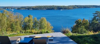 Archipelago Villa, Cabin & Sauna Jacuzzi With sea View, 30 min From Stockholm