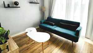 TV - Lovely apartment close to shops and train station (Saint-Brieuc)