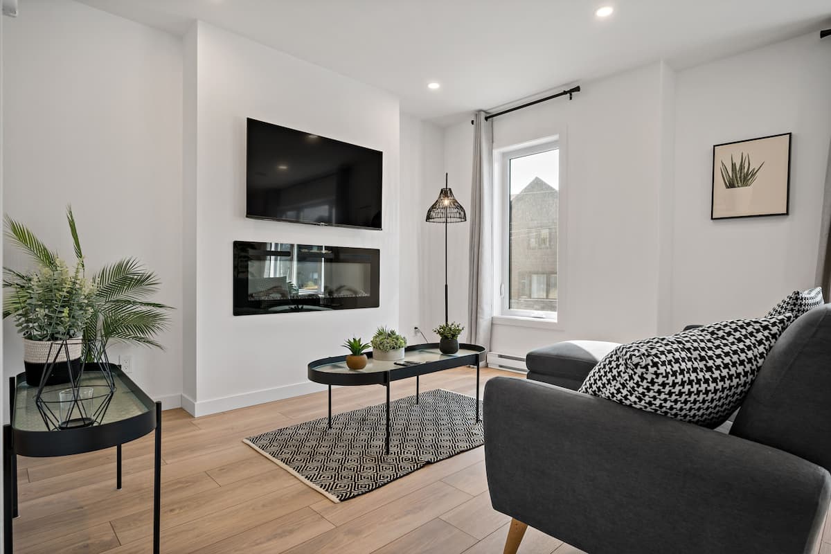 Townhome | Interior