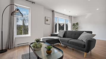 Townhome | Living area | 40-inch flat-screen TV with cable channels