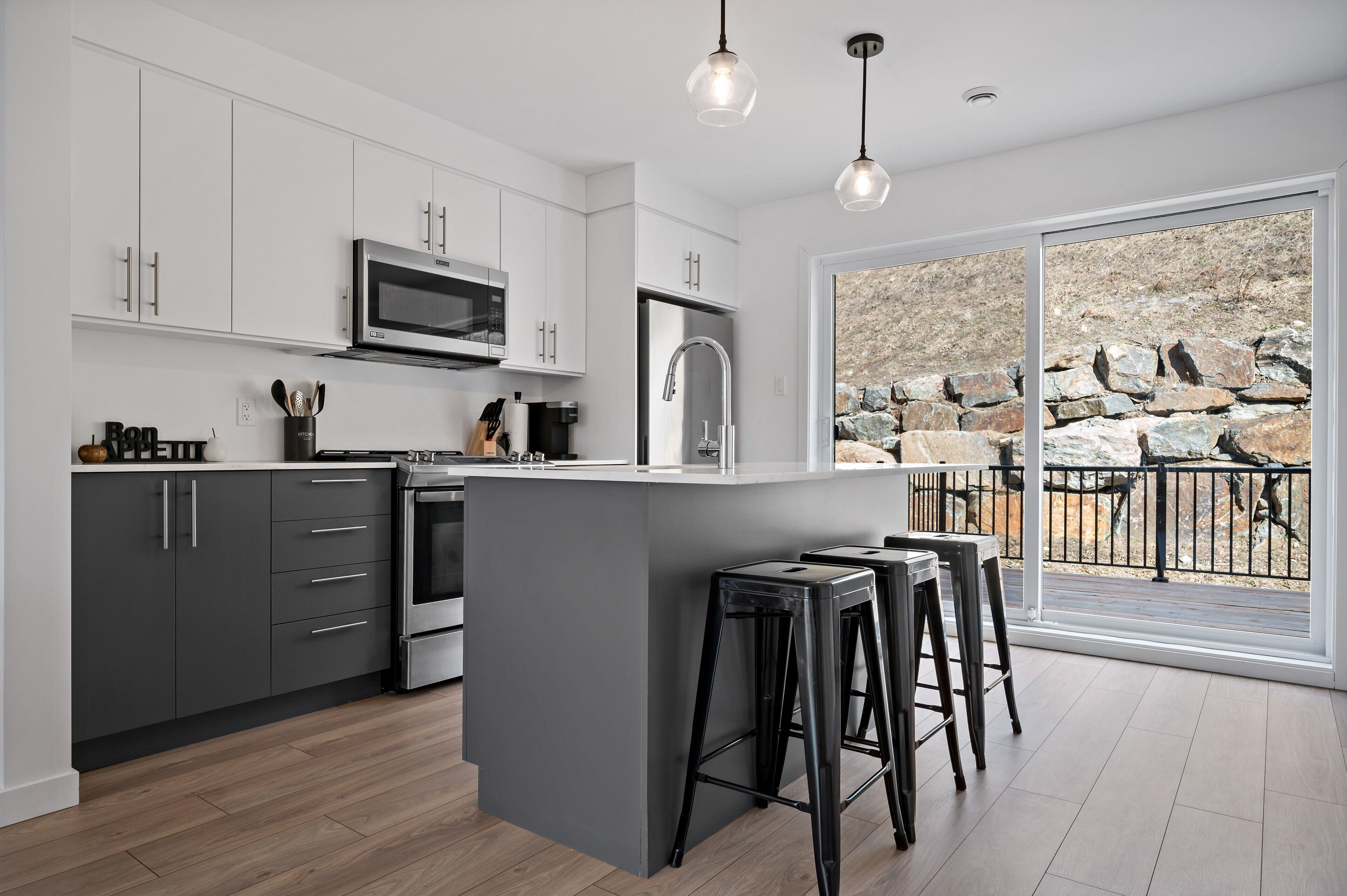 Townhouse | Dapur pribadi | Mesin pembuat kopi/teh