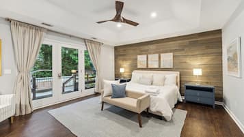 4 habitaciones, tabla de planchar con plancha y cuna de viaje