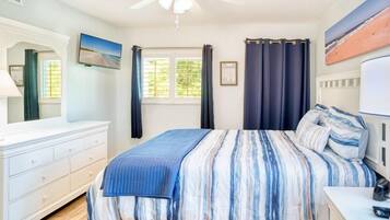 Condo, 2 Bedrooms | 2 bedrooms, free WiFi