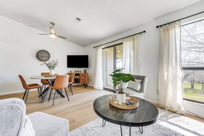 Apartment (1 Bedroom) | Interior