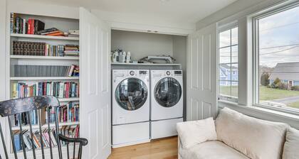 Narragansett Home w/ Scenic Views: Walk to Beach!