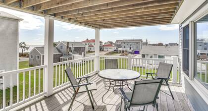 Narragansett Home w/ Scenic Views: Walk to Beach!