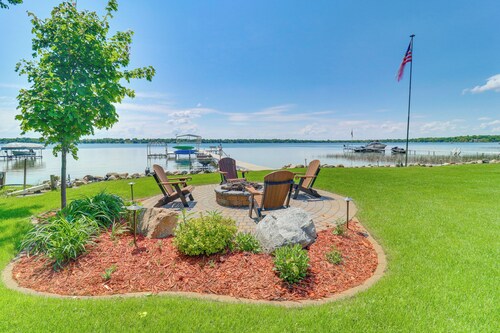 Villa on Lake Darling: Fire Pit, Deck & Bbq!