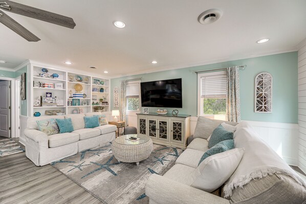 Apartment (2 Bedrooms) | Front of property