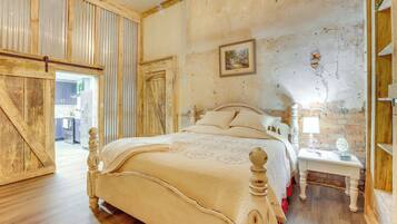 Apartment (1 Bedroom) | Interior