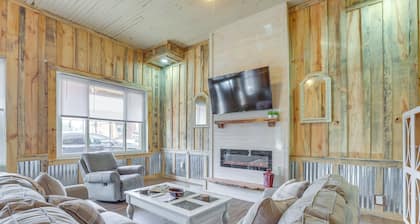 Downtown Lineville Vacation Rental ~ 10 Mi to Lake