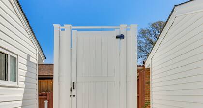 Waterfront Colonial Beach Studio w/ Boat Dock!