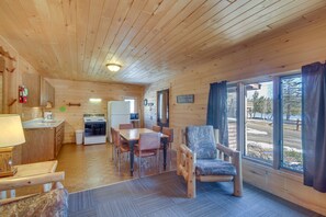 Interior - Lakefront Resort Cabin w/ Porch in Park Rapids! (Park Rapids)