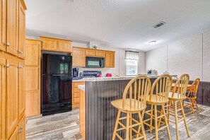 House (3 Bedrooms) | Interior - 7 Mi to Crystal River: Home w/ Yard & Fire Pit! (Citrus Springs)