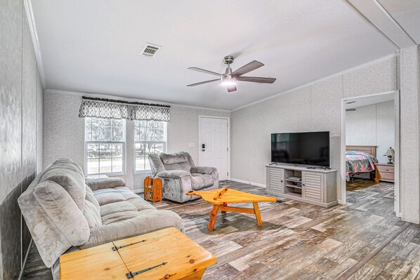 House (3 Bedrooms) | Front of property