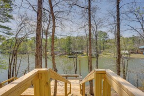 Interior - Lakefront Delta Cabin Rental w/ Boat Dock + Deck! (Delta)