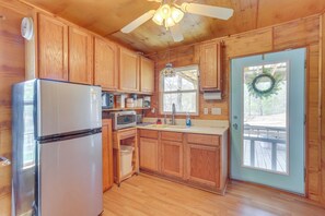 House (1 Bedroom) | Interior