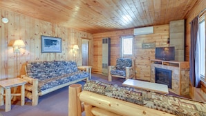 Unclassified image, 5 of 25, button - Lake Access, Boat Slip: Wooded Park Rapids Cabin! (Park Rapids)