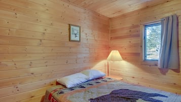 Nhà (3 Bedrooms) | 3 phòng ngủ, nôi (giường cho trẻ sơ sinh) miễn phí, bộ trải giường