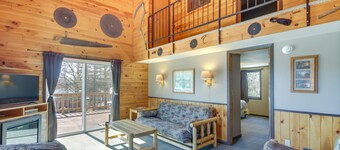 Fire Pit + Lake View: Cozy Park Rapids Cabin
