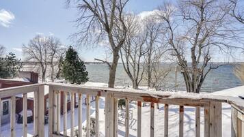 Apartment (0 Bedroom) | Interior