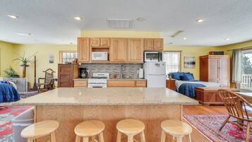 Apartment (0 Bedroom) | Interior