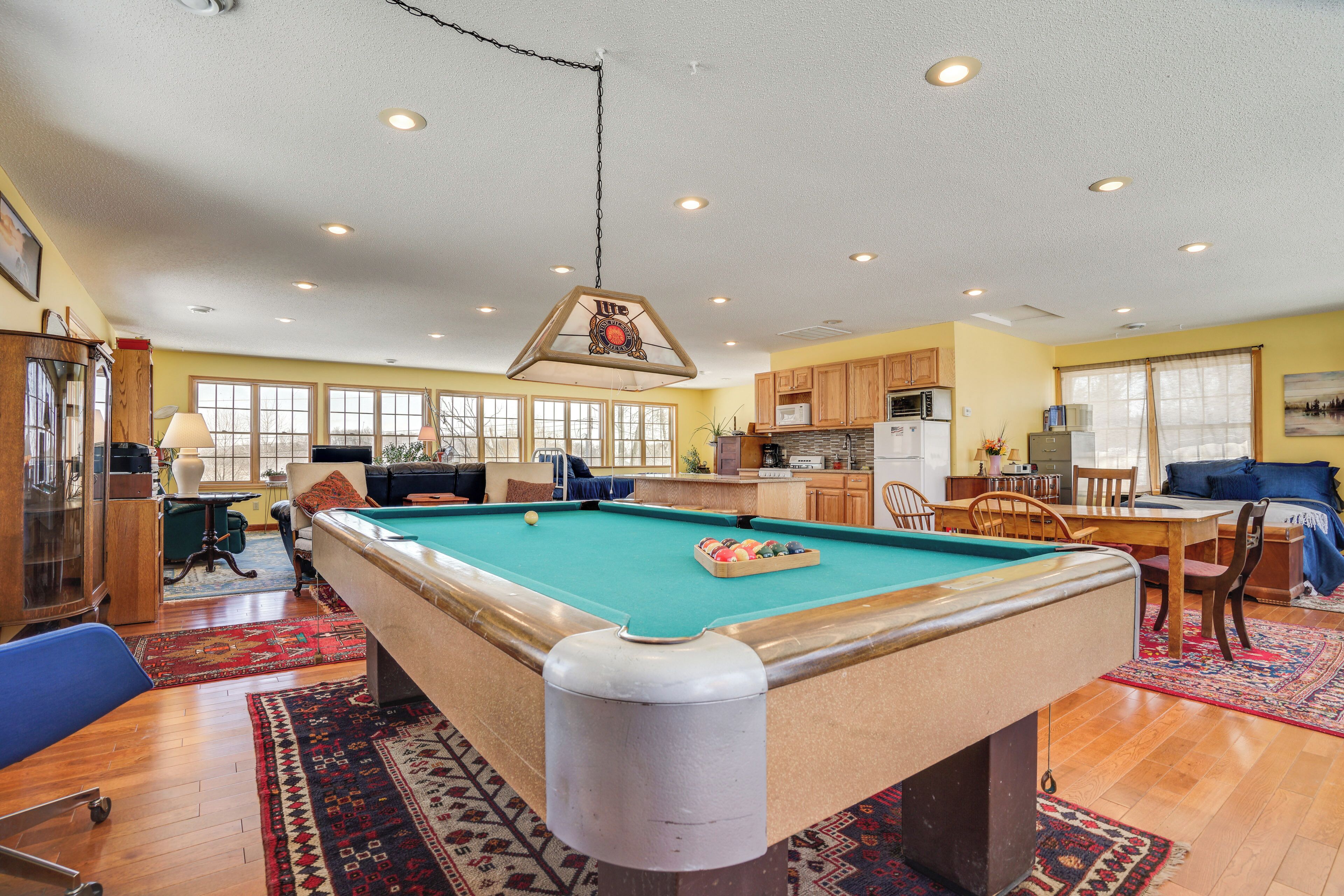 Apartment (0 Bedroom) | Interior