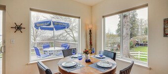 Beautiful Birch Bay Retreat w/ Deck & Fire Pit!