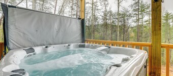 Smoky Mountain Cabin Rental w/ Hot Tub & Views!