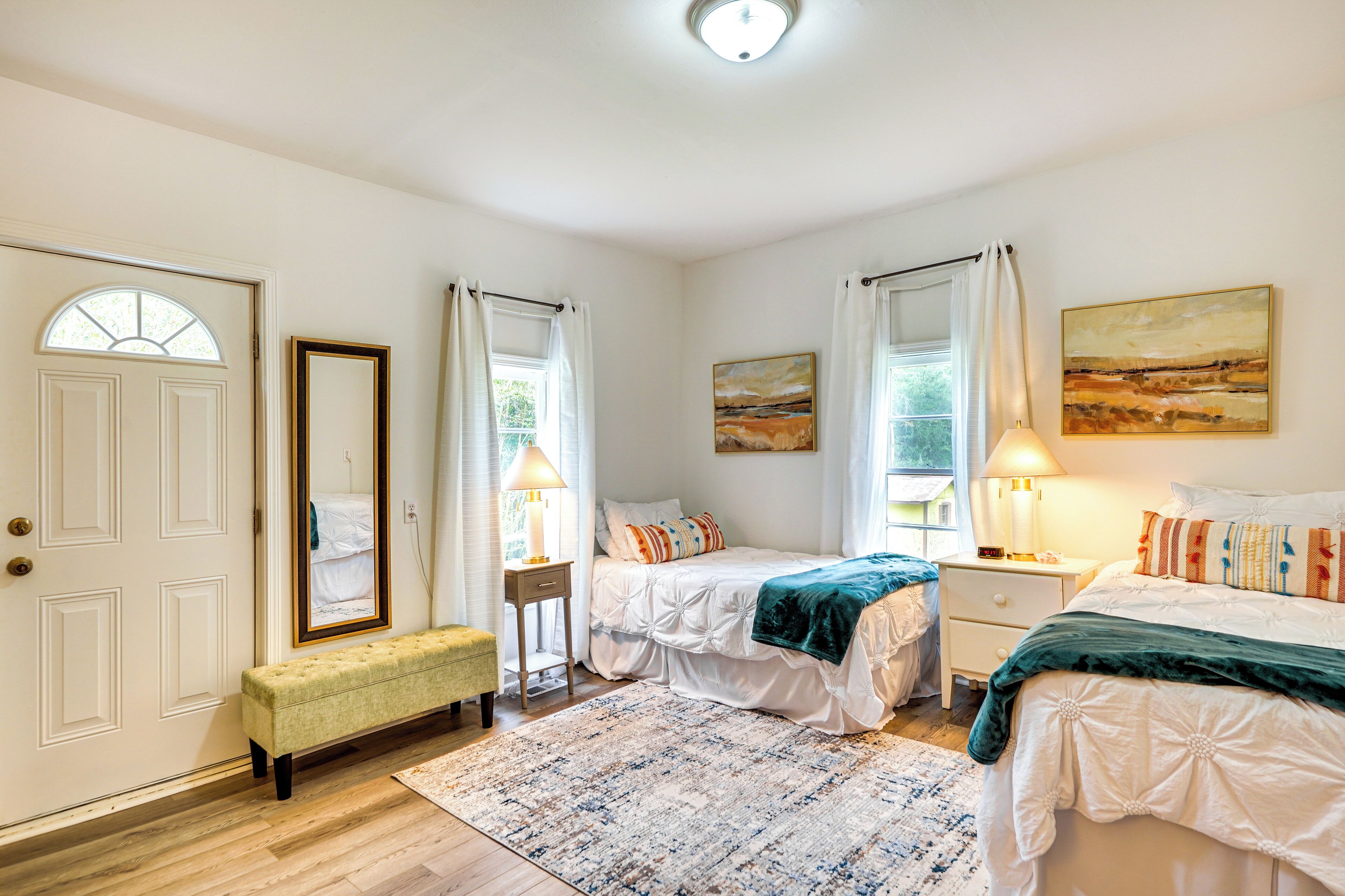 House (2 Bedrooms) | Interior