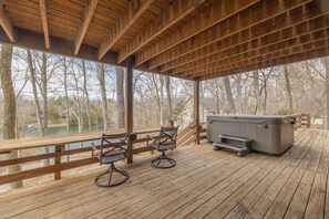 Terrace/patio - Whippoorwill Manor by Innsbrook Vacations! (Innsbrook)