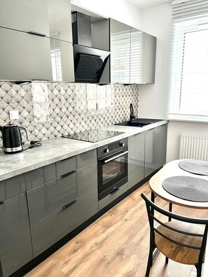 公寓 | 私人简易厨房 | 冰箱、炉灶、洗碗机、烤面包机