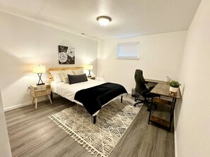 5 sovrum, skrivbord, strykjärn/strykbräda och wi-fi