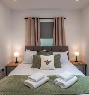 1 soverom, strykejern/-brett, wi-fi og sengetøy