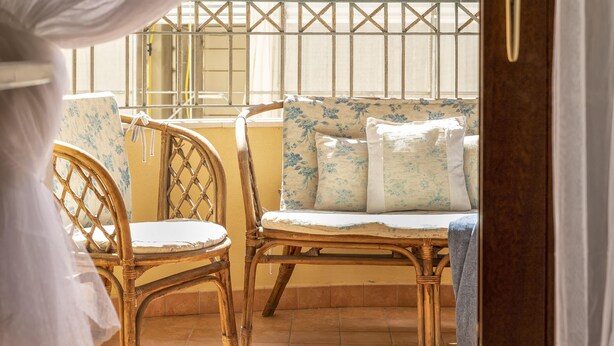 Ảnh chưa phân loại, 1 trong số 37 ảnh, nút