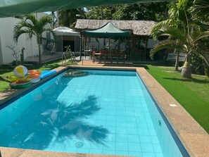 Piscine extérieure