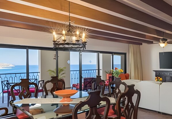 Interior - Three Bedroom - Vista Encantada (Cabo San Lucas)