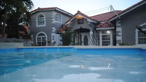 Mặt tiền nơi lưu trú