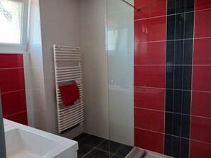 Shower, towels, soap, shampoo