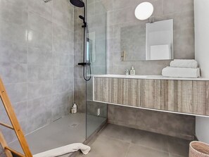 Hair dryer, towels - Appartement Coco Lake Beach (Saint Martin)