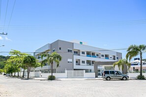 Exterior - WI-FI 400MB | 500m from the Beach | BBQ #IA22D (Florianópolis)