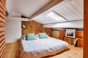 3 habitaciones y tabla de planchar con plancha 