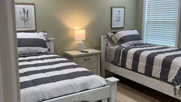 3 عدّة غرف نوم وواي فاي مجانًا وملاءات أسرّة