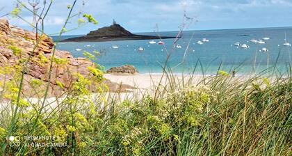 House & garden - 650 m from des Montiers beach