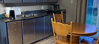 Lovely One bedroom unit, close to Stephenville