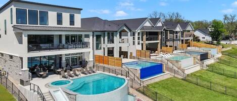 Piscine extérieure, piscine chauffée