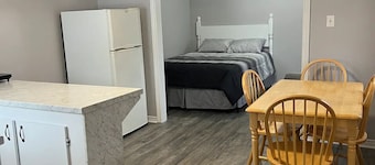 Renovated Bachelor, Stephenville

