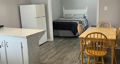 Renovated Bachelor, Stephenville