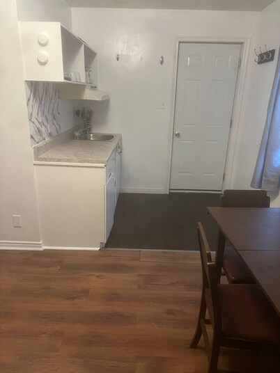 Bachelor, Centrally located