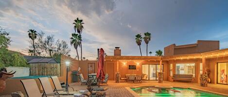 Outdoor pool, a heated pool