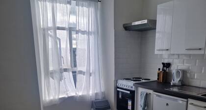 Inviting 1-bed Apartment in Cork